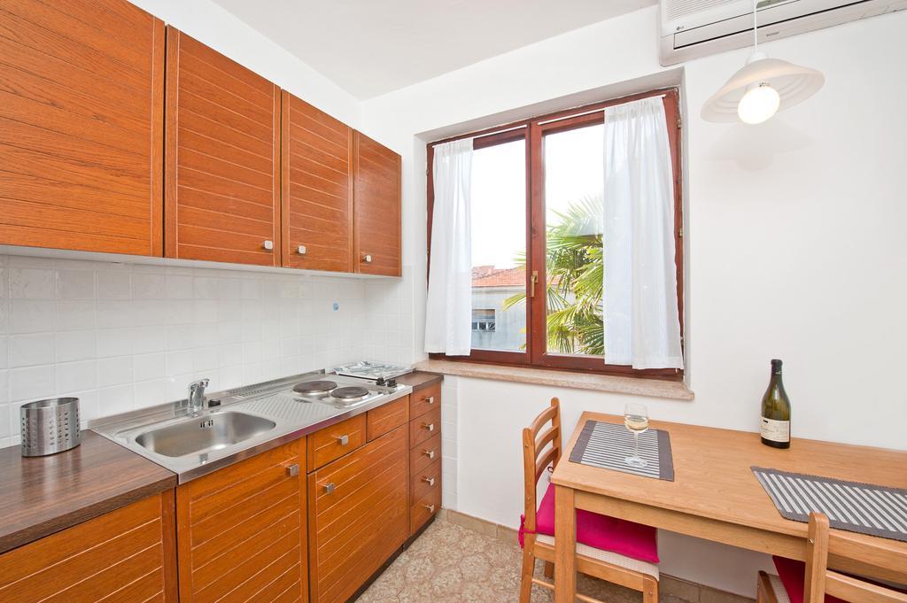 Apartments Alluro Rovinj Zimmer foto
